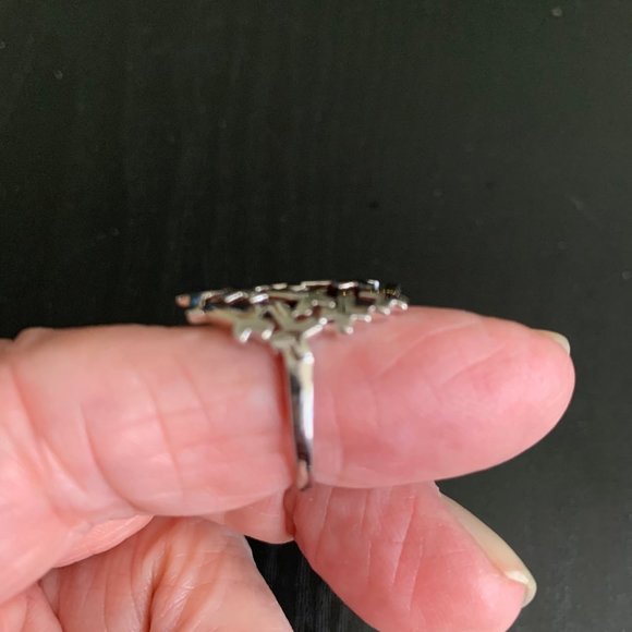 Sterling Crosses Ring (NWOT)) - Picture 5 of 6